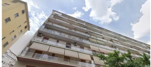 4 rooms Apartment in Rome, Italy No. 8680 14