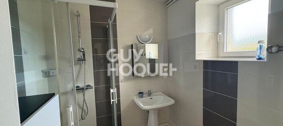 4 bedrooms House in Manche, France No. 357104 5