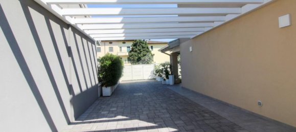 Villa de 3 dormitorios en Ghedi, Italy No. 287067 28