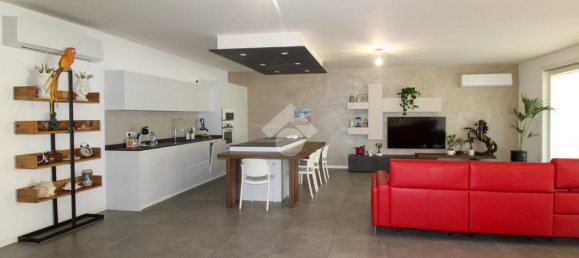 Villa de 3 dormitorios en Ghedi, Italy No. 287067 18