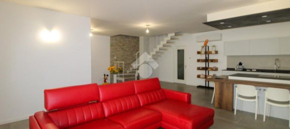 Villa de 3 dormitorios en Ghedi, Italy No. 287067 9