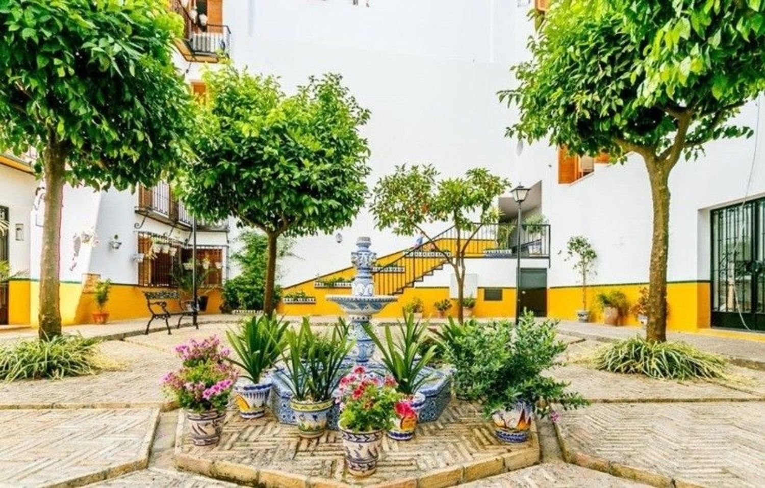 Apartamento de 4 dormitorios en Andalucía, Spain No. 192579