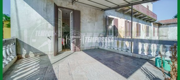 Apartamento T2 em Varese, Italy N.º 312639 2