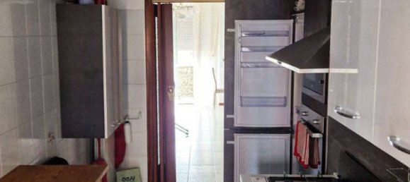 Apartamento de 3 dormitorios en Magenta, Italy No. 276180 4