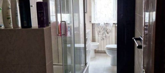 Apartamento de 3 dormitorios en Magenta, Italy No. 276180 9