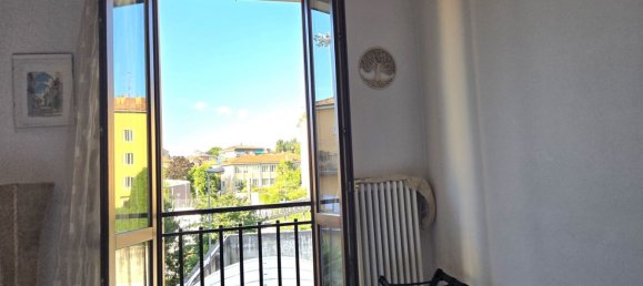 Квартира с 2 комнатами в Варесе, Италия № 315068 6