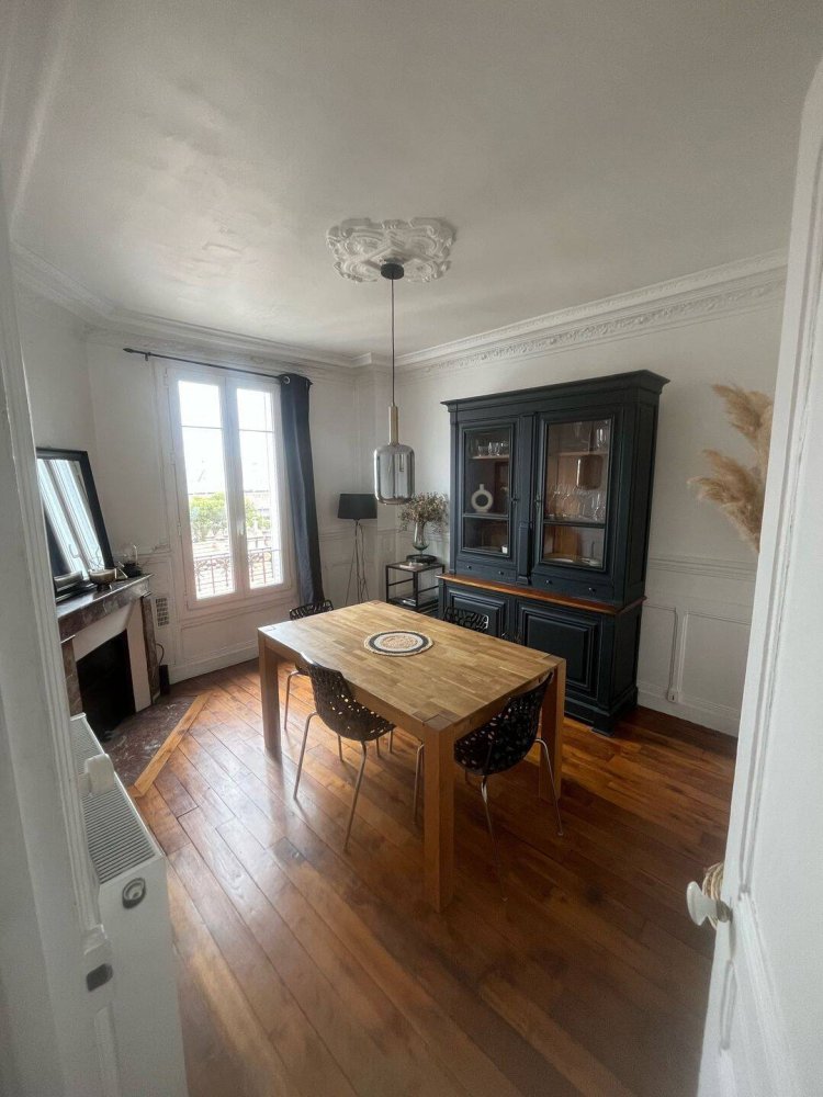 2 غرف نوم منزل ذو طابقين في Asnieres-sur-Seine, France رقم 329356