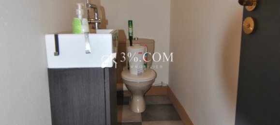 38m² Office in Pont-a-Mousson, France No. 248304 6