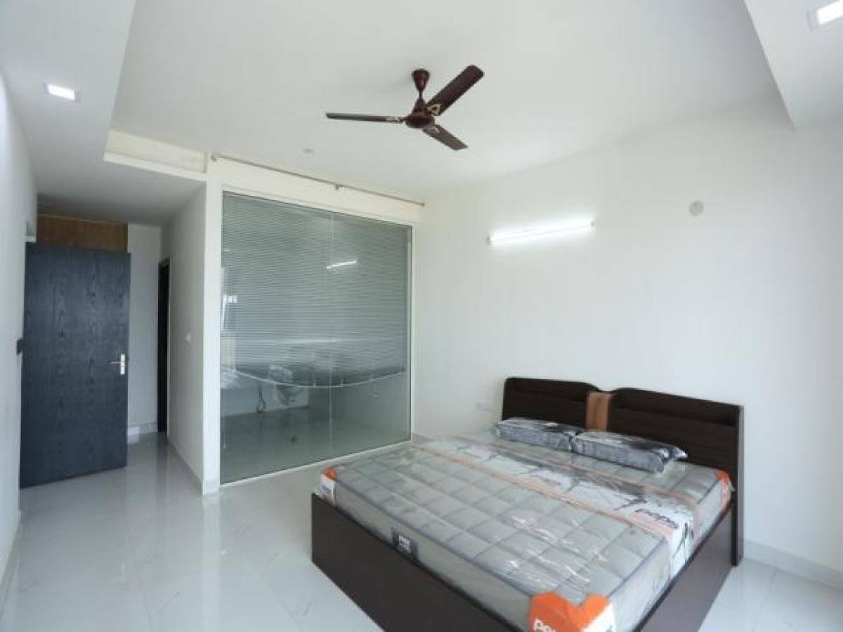 3 bedrooms House in Hyderabad, India No. 64860