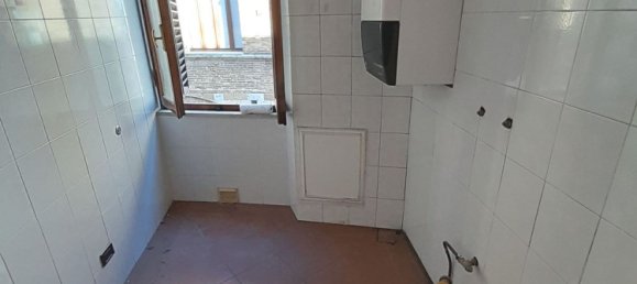 5 rooms Apartment in San Gimignano, Italy No. 278363 5
