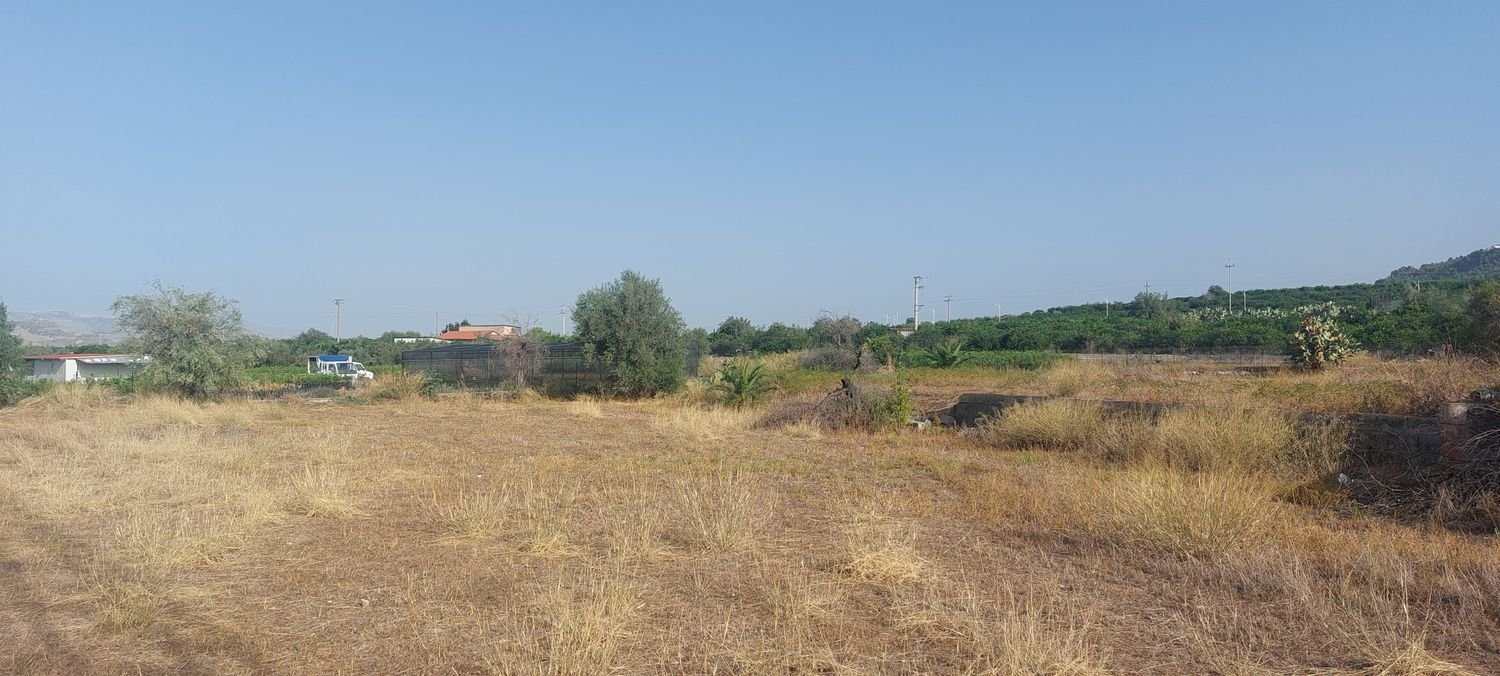 قطعة أرض في Paternò, Italy 10000متر مربع رقم 46436
