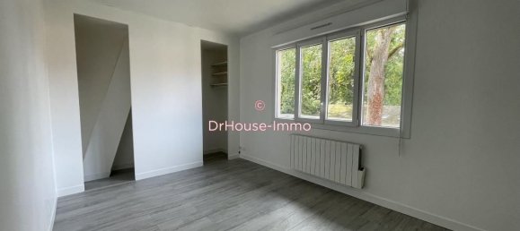 2 bedrooms Duplex in Vert-Saint-Denis, France No. 163493 6