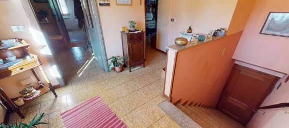 3 bedrooms House in Barga, Italy No. 237841 22