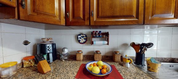 3 bedrooms House in Barga, Italy No. 237841 17