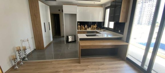 Apartamento 1+1 em Mersin, Turkey N.º 23419 2