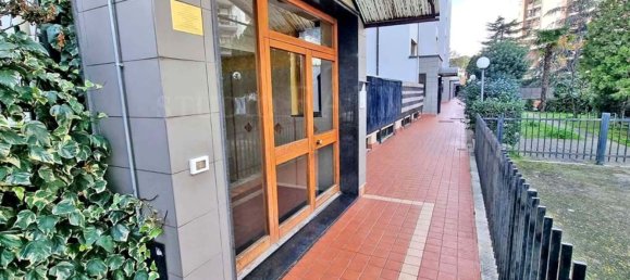 3 rooms Apartment in Foggia, Italy No. 64586 3