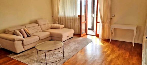 3 rooms Apartment in Foggia, Italy No. 64586 7