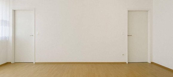 3 rooms Apartment in Wiener Neustadt, Austria No. 251406 2