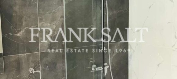 3 bedrooms Penthouse in Qormi, Malta No. 9340 10