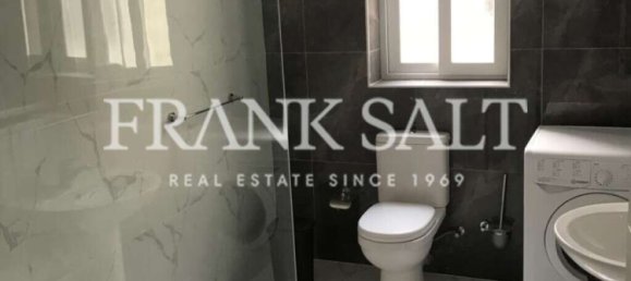 3 bedrooms Penthouse in Qormi, Malta No. 9340 19