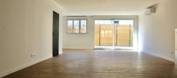 Casa de 3 dormitorios en Reims, France No. 254072 9