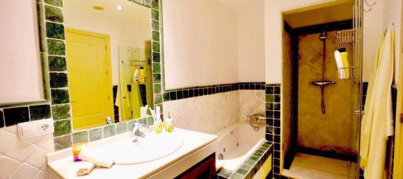 2 bedrooms Apartment in Marbella, Spain No. 4755 7