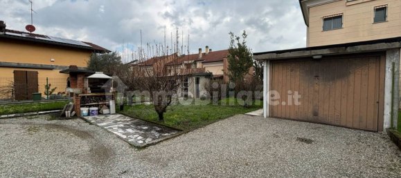 4 bedrooms Villa in Gessate, Italy No. 4640 15