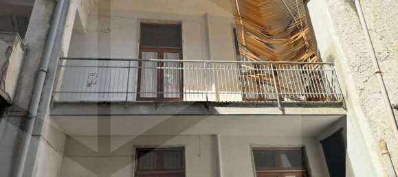 Дом с 4 комнатами в Сан Паоло Бель Сито, Италия № 17098 2