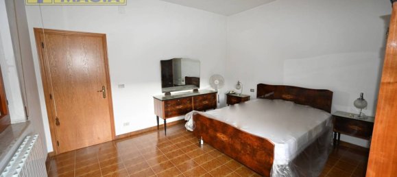 Casa de 2 dormitorios en Spinetoli, Italy No. 124702 17