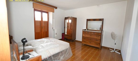 Casa de 2 dormitorios en Spinetoli, Italy No. 124702 21