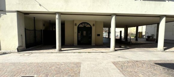 2 rooms Apartment in Carugate, Italy No. 40325 23