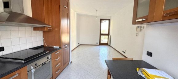 2 rooms Apartment in Carugate, Italy No. 40325 5