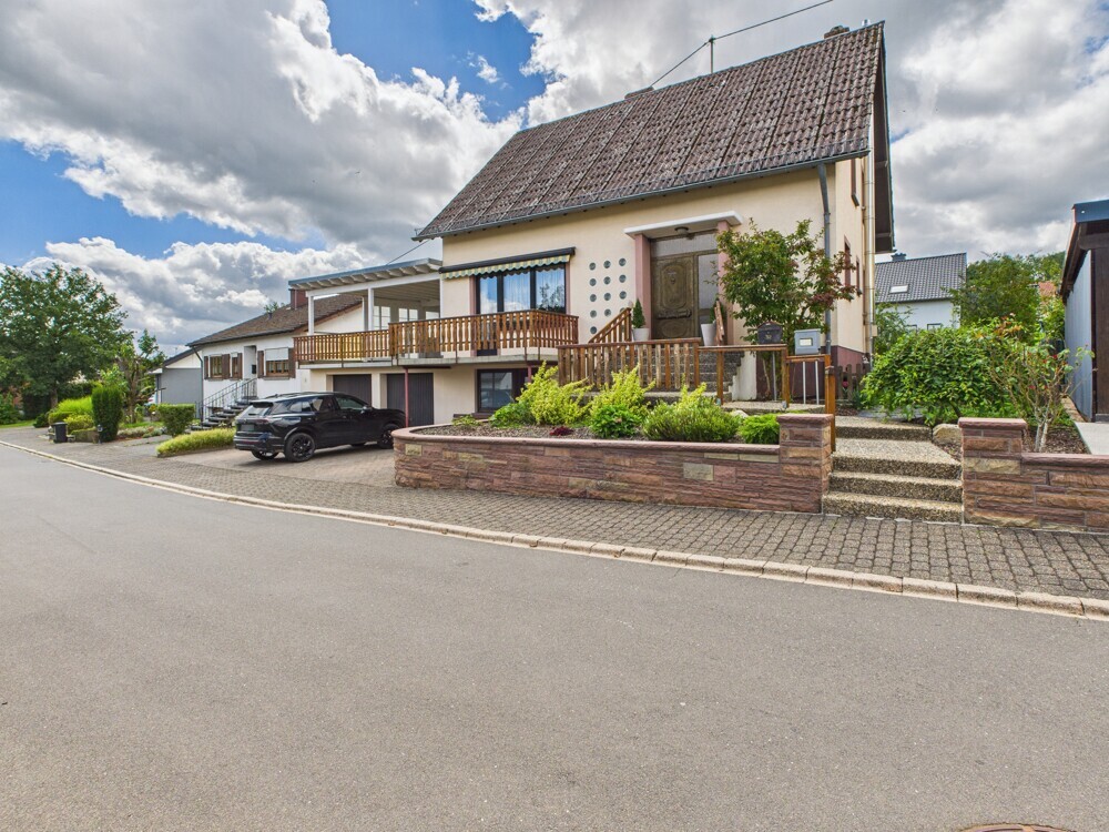 4 bedrooms House in Rhineland-Palatinate, Germany No. 370876