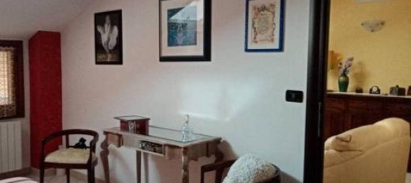 2-salle Appartement à Vinovo, Italy No. 258381 4