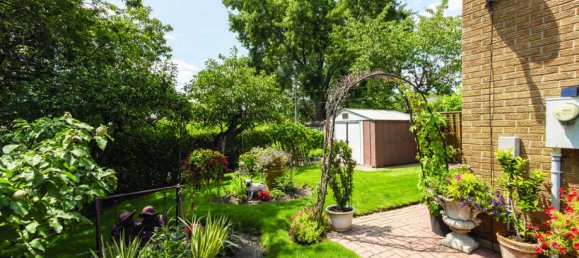 Дом с 4 спальнями в Миссиссога, Канада № 326 5