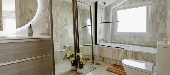 3 غرف نوم بانتهاوس في Marbella, Spain رقم 40932 41