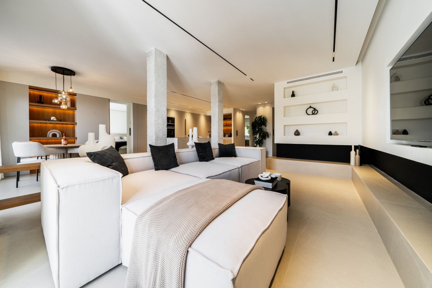 3 bedrooms Apartment in Marbella, Spain No. 78370