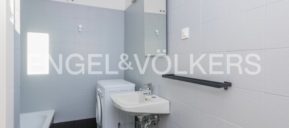 3 rooms Apartment in Jesolo, Italy No. 104882 8