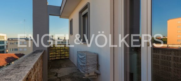 3 rooms Apartment in Jesolo, Italy No. 104882 20