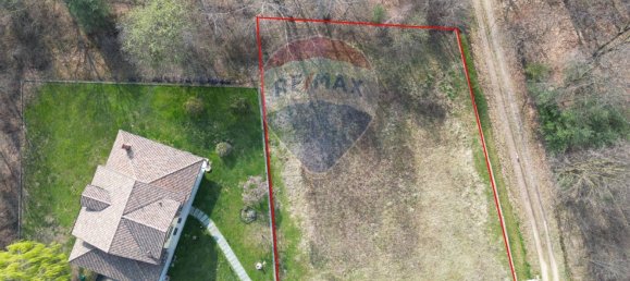 1860m² Land in Roasio, Italy No. 46573 3