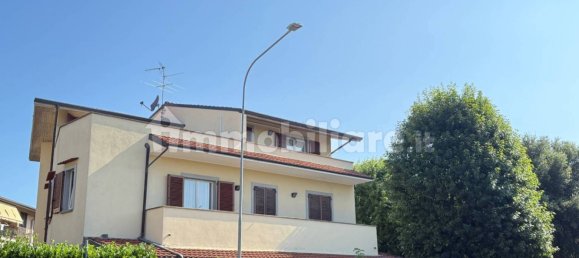 10 bedrooms Villa in Dalmine, Italy No. 327595 3