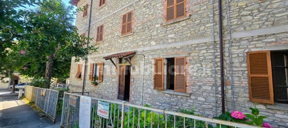 2 bedrooms Apartment in Sestino, Italy No. 267085 5