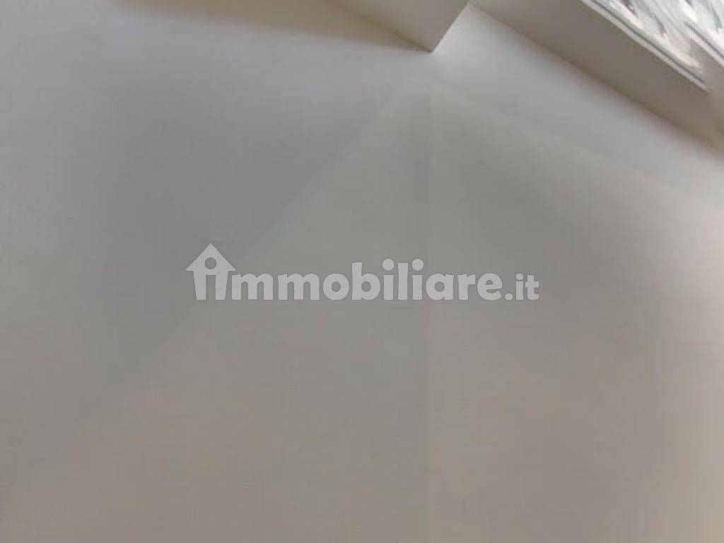 Oficina en Rome, Italy 403 m² No. 11919