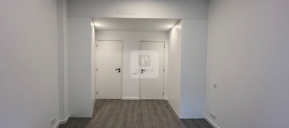 2 Schlafzimmer Wohnung in Porto, Portugal, Nr. 81623 11