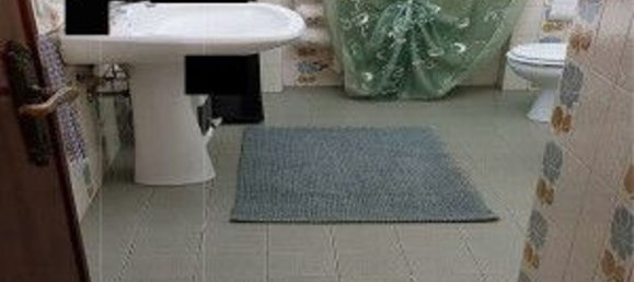 7 rooms Apartment in Rovigo, Italy No. 52427 40