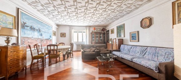 4 bedrooms Apartment in Rome, Italy No. 118512 2