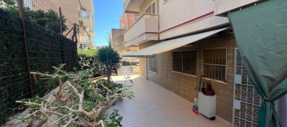 2 Schlafzimmer Wohnung in Rome, Italy, Nr. 44894 6