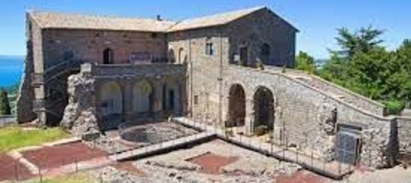 4 rooms House in Montefiascone, Italy No. 257727 3