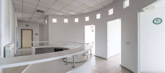 Escritório de 5 divisões em Biassono, Italy N.º 310954 2