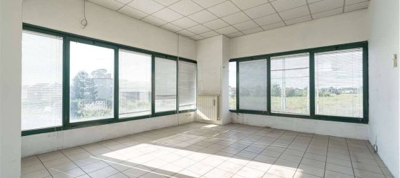 Escritório de 5 divisões em Biassono, Italy N.º 310954 8